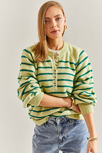 Bianco Lucci Women's Buttoned Collar Turtleneck Striped Knitwear Sweater
