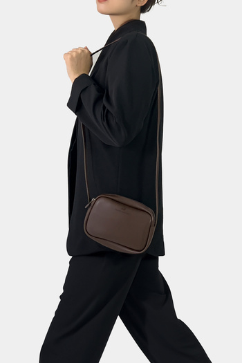 Frank Martin Women's Urban Black Cross Strap Zippered Adjustable Strap Model Handbag and Shoulder Bag