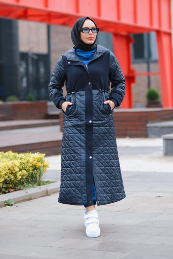 Minel Women's Navy Blue Leather Detailed Quilted Coat