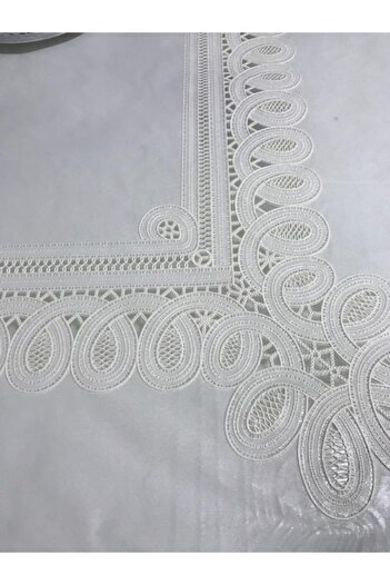 Nurteks Lace Look Pvc Table Cloth 140/180 cm Cream Color