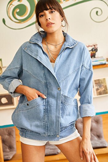 Olalook Kadın Mavi Cepli Fermuarlı Çıtçıtlı Uzun Denim Ceket CKT-19000258