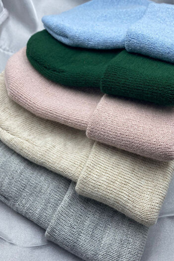 KISCHE Unisex Plain Basic Folded Winter Native 5-Piece Beanie Set