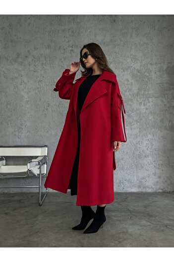 Elif Özbey Butik Kırmızı Kolları Cep Detaylı Premium Kaban