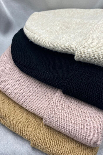 KISCHE Unisex Plain Basic Folded Winter Native 4-Piece Beanie Set