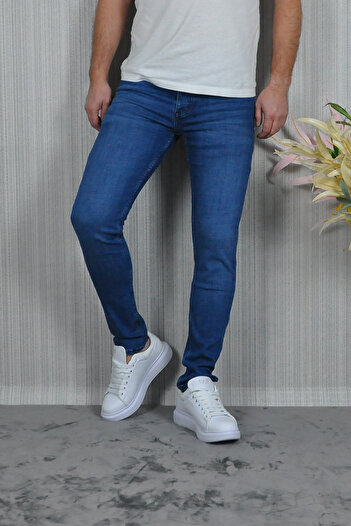 CW Casualwear Men's Slim Fit Light Blue Jeans