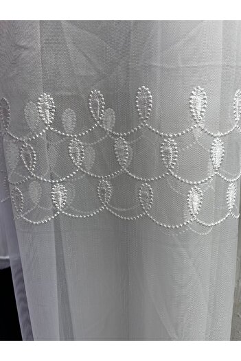 Fon Dünyası Spread Pattern Embroidered Tulle Curtain (1/3 Tight Pleat)