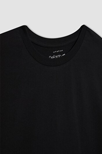 DeFacto Oversize Crew Neck Athlete T-Shirt - Short Sleeve, Wide Fit B1161Ax24Sp