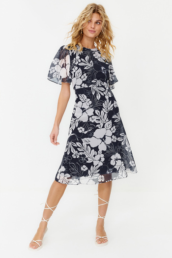 Trendyol Collection Rochie țesută Midi cu căptușeală în linie A cu imprimeu floral indigo TWOSS20EL0908