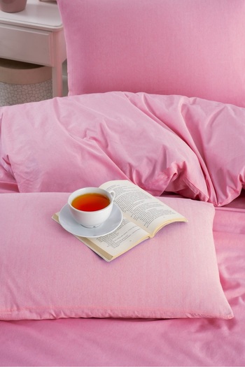 Valezium Pink Double Duvet Cover Set with Elastic Sheet and 2 Pillowcases