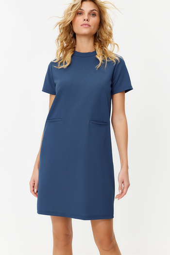 Trendyol Collection Rochie mini inteligentă din crep, cu aspect de buzunar Indigo, cu deschidere în talie/patinaj TWOSS23EL01802