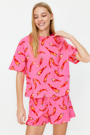 Trendyol Collection Rózsaszín 100% pamut szabadidő mintás kötött pizsama szett rövidnadrággal THMSS24PT00002