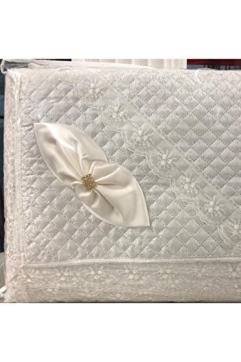 ZESA HOME French Laced Quilted Bedspread - 235x225