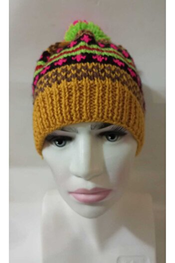 Loyal Friend Store BERET HAND KNITTED MULTICOLOR
