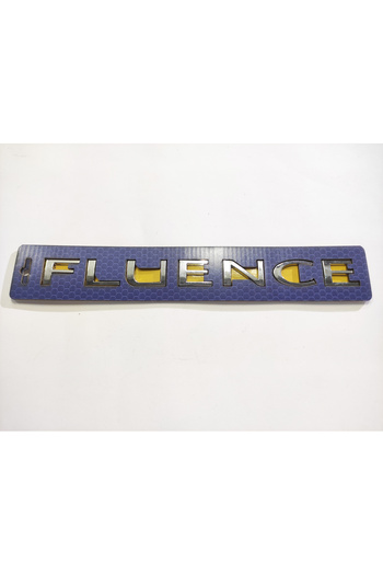 REPLAX Renault Fluence Arma Autocolant pentru portbagaj 27cmx2.9cm 5140