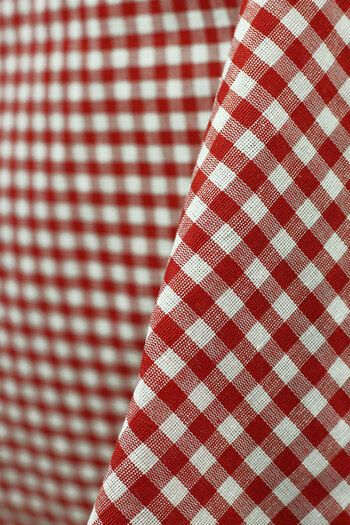 BELMODMODA Red White Checkered Plaid Zephyr Fabric 1x1.7 mt