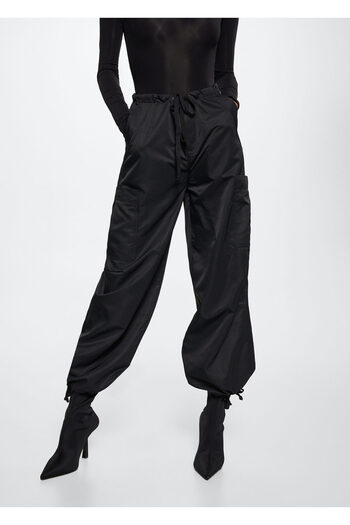 MANGO Woman Black Women's Trousers 37037769