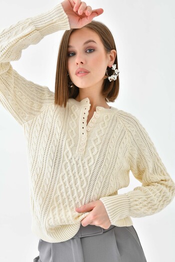 VOLT CLOTHİNG Women's Buttoned Knitted Sweater