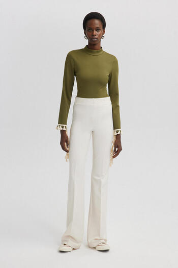 Touché Privé TASSEL DETAILED KNITTED BODY