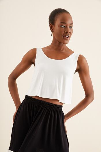 Quincey Women's Ecru Strappy Crop Top/T-shirt