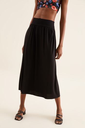 Quincey Women's Black Elastic Waist Maxi Skirt