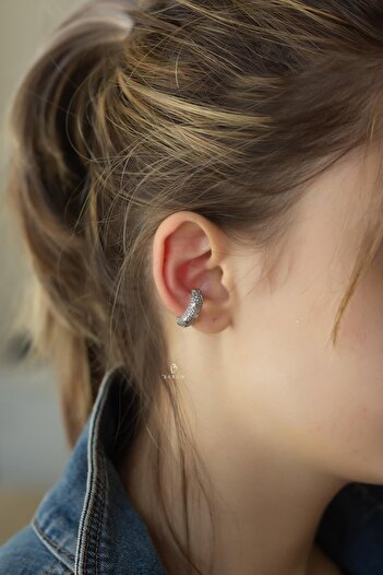 BY BARUN SİLVER Kıkırdak Yıldız Earcuff 925 Ayar Zirkon Taşlı Beyaz Silver Sıkıştırmalı Gümüş Kıkırdak Küpe