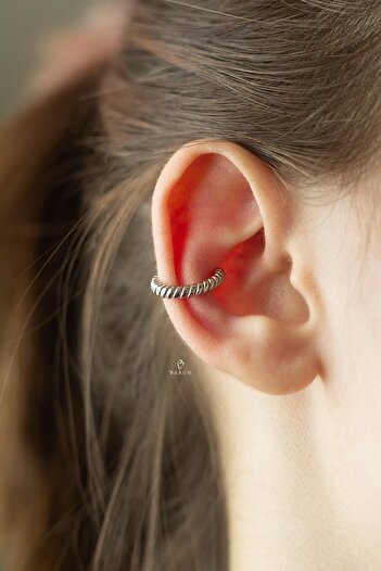 BY BARUN SİLVER Kıkırdak Earcuff Halka Yuvarlak Burgu Halat 925 Ayar Beyaz Silver Sıkıştırmalı Gümüş Kıkırdak Küpe