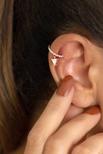 BY BARUN SİLVER Kıkırdak Earcuff Halka Yuvarlak Üçgen Tektaş 925 Ayar Zirkon Rose Pembe Sıkıştırmalı Gümüş Küpe
