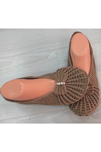 Kevser nur tuhafiye Hand Knitted Brown Booties