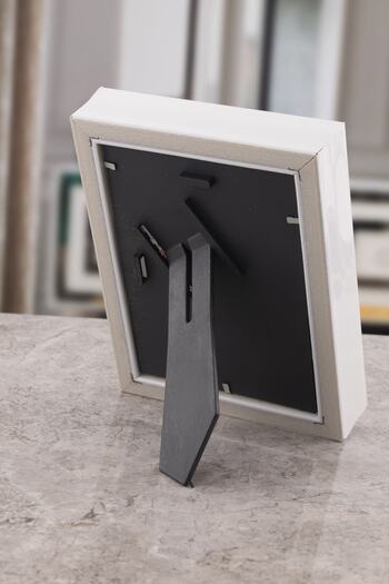 Seniste Milano Glass Decorative Picture Frame White-silver Adjustable Stand-Wall Hangable 15x21 Cm
