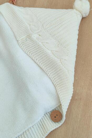 Sitilin Girl Boy Baby Buttoned Cream Baby Carrier Swaddle STL6383