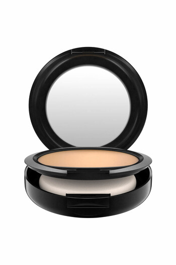 M.A.C Studio Fix Powder Plus Nc35 - 15g Medium-High Coverage Matte Finish Powder Foundation