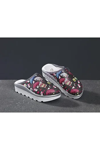 Dr. Mitra Women's Sabo Slippers with Tractor Sole Holes 888