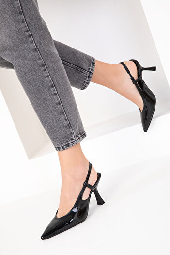 SOHO Black Patent Leather Women's Classic Heeled Shoes 18820