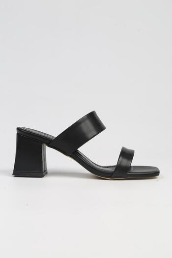 Pierre Cardin ® | PC-53007- 3691 Черни дамски чехли на висок ток