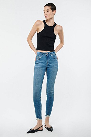 Mavi Kadın TESS Gölgeli Mavi Gold Premium Jean Pantolon 100328-84205