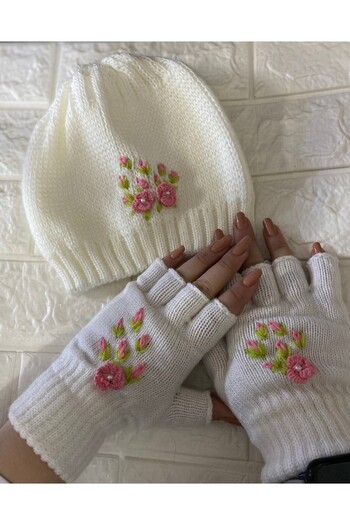 sema aksesuar Handmade Pearl and Flower Embroidered Beret and Cut Fingers Gloves Set - Valentine's Day Gift