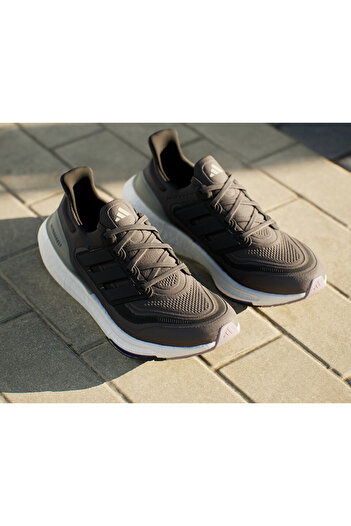 adidas Ultraboost Light Unisex Running Shoes IE3331 Brown