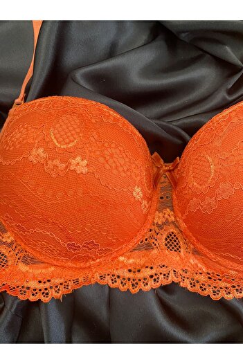 TuncayLea Padded Lace Bra