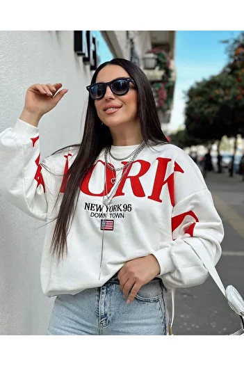 LUCK Ecru Red Sleeve Print Detailed New York Printed Oversize Sweatshirt