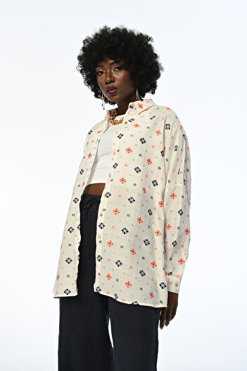 Orfeo Negro WOMEN'S CREAM COLOR OVERSIZE SHIRT