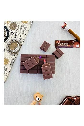 Behind party store Chocolate Design Highlighter
