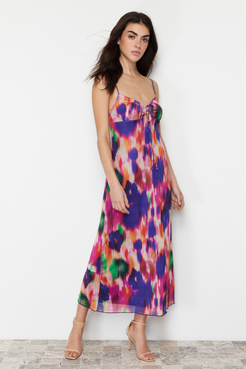 Trendyol Collection Tarka virágos Maxi méretű szívgallér TWOSS24EL00272