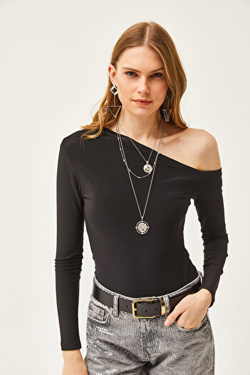 Olalook Dámská černá blůza s asymetrickým límcem Lycra Sandy BLZ-19002484