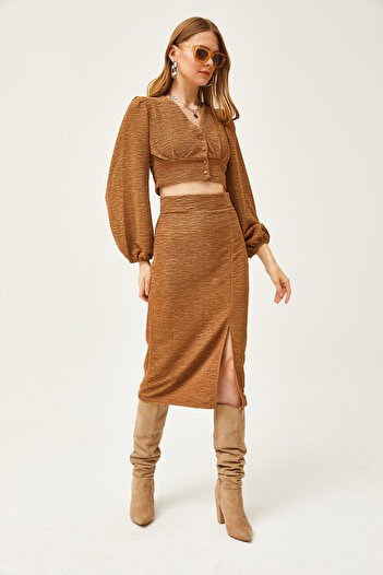 Olalook Women's Camel Slit Skirted Knitted Suit TKM-19000255