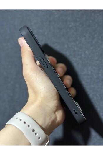 HYPERSOFT Iphone 12 Pro Max (6.7 inç) Uyumlu Telefon Kılıfı Kabartma Desenli ve Logolu Kabarık Yüzeyli Lux