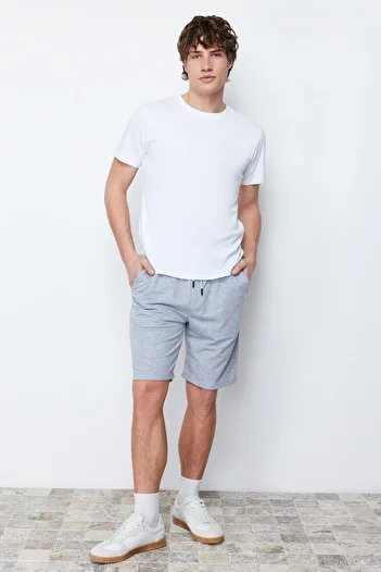 Trendyol Collection Šedé šortky Regular Fit & Bermudy TMNSS20SR0068