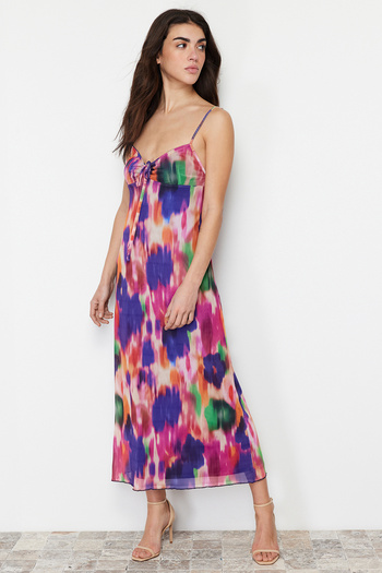 Trendyol Collection Tarka virágos Maxi méretű szívgallér TWOSS24EL00272