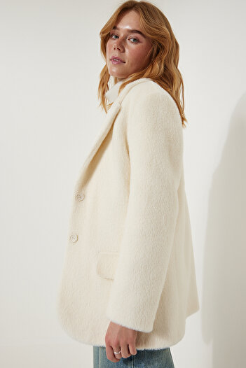 Happiness İstanbul Women's Cream Premium Buttoned Bearded Jacket FN03172