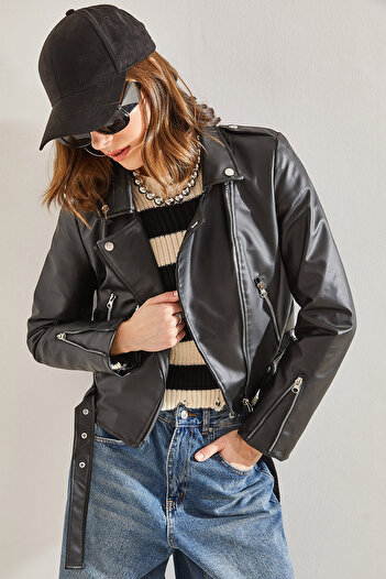 Bianco Lucci Women's Epaulet Leather Jacket with Zippered Sleeves and Belt