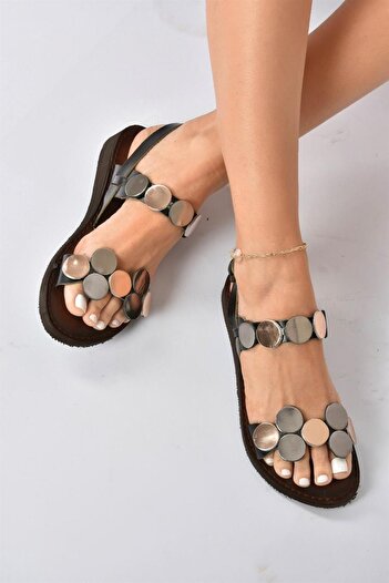 Fox Shoes Černé dámské sandály z pravé kůže K374680603